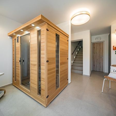 Balatonic Lime Apartmanhaz Siófok Buitenkant foto