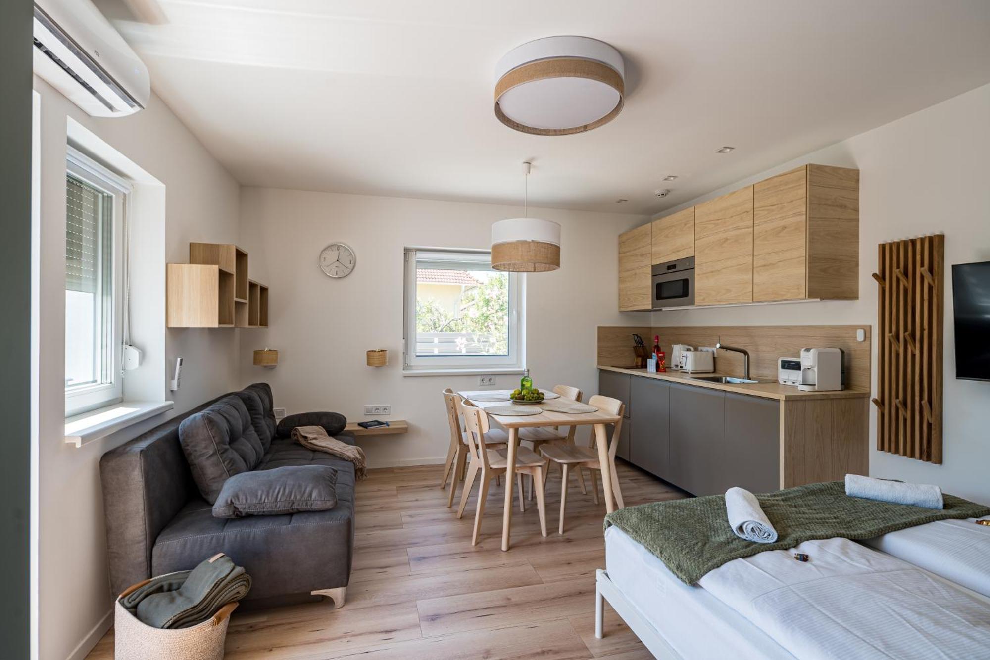 Balatonic Lime Apartmanhaz Siófok Buitenkant foto