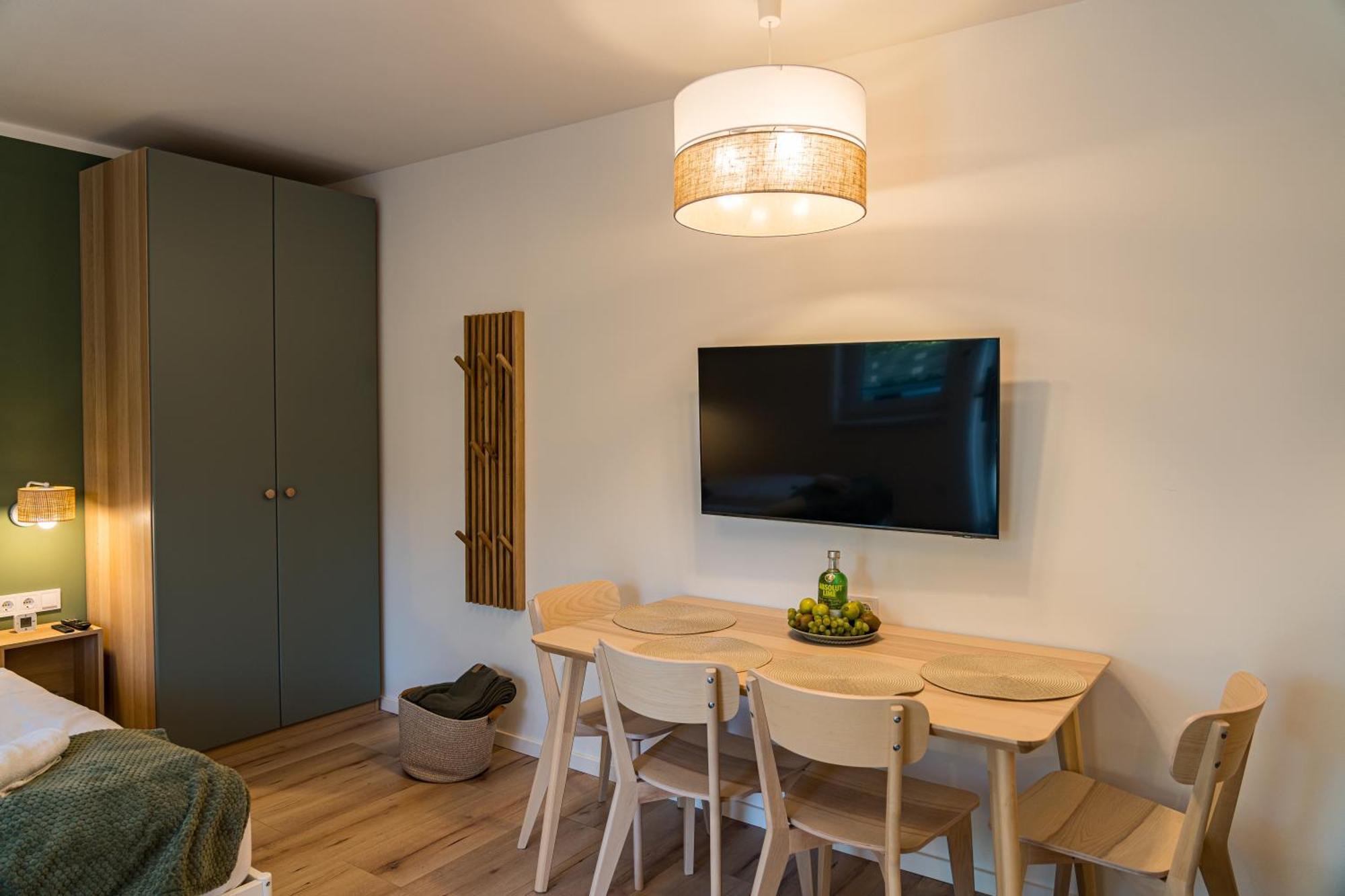 Balatonic Lime Apartmanhaz Siófok Buitenkant foto